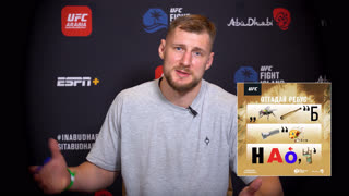 Александр Волков решает ребусы