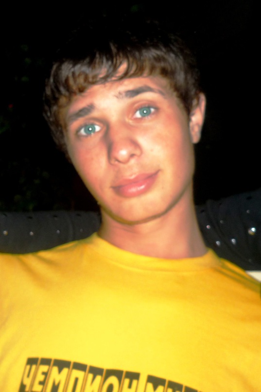 Август Местный фотография #48