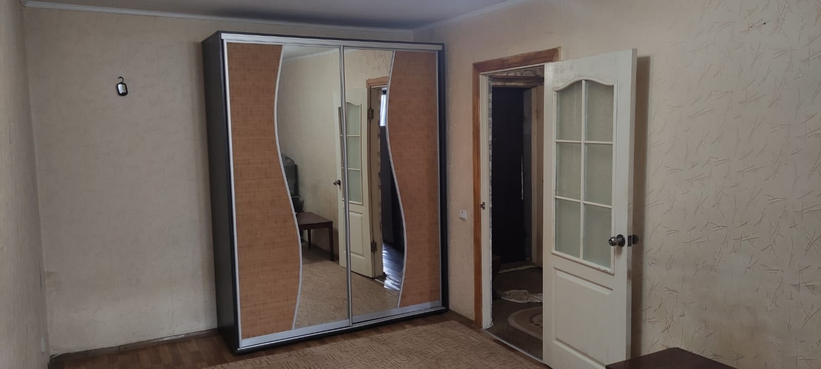 Продам 1 комнатная квартира с большой пристройкой КВ гаевого . Хорошее жилое состояние. Тел. +79591901505.+79591018967
