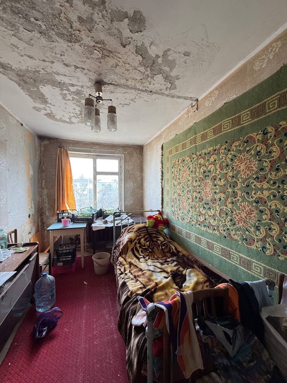 Продается 2-х ком.,кв.Волкова 26, 45м.кв.,5/5эт.,крыша после ремонта,квартира под ремонт..Цена 3 000 000 руб.+79591436534.